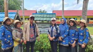 Kunjungan Pengawas SMA ke SMAN 8 Palangka Raya